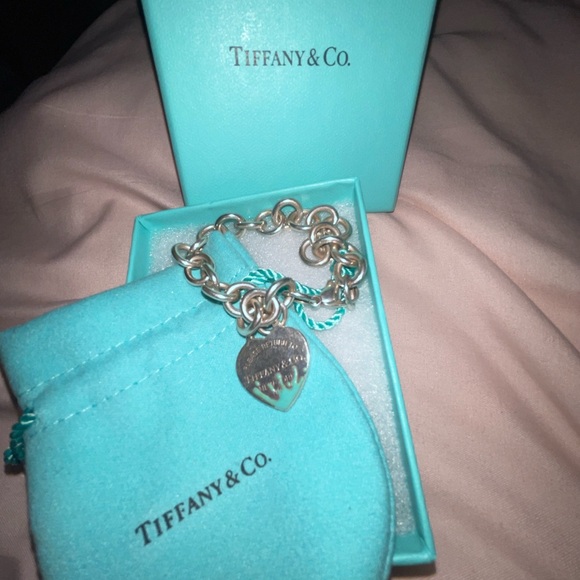 Tiffany & Co. Silver Bracelet with Heart Charm - Picture 2 of 8